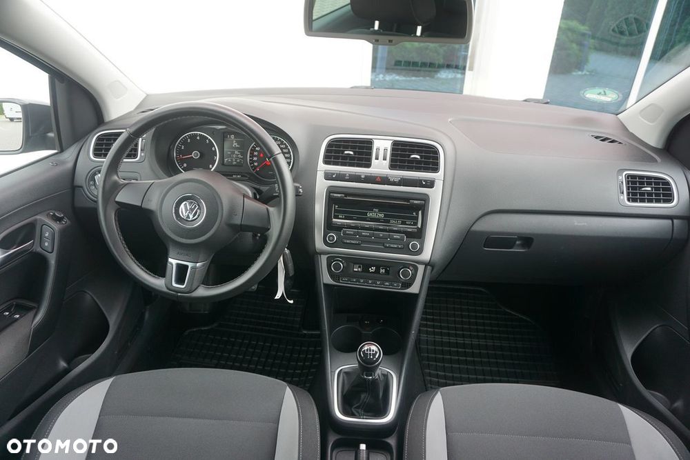 Volkswagen Polo 1.2 Comfortline - 14