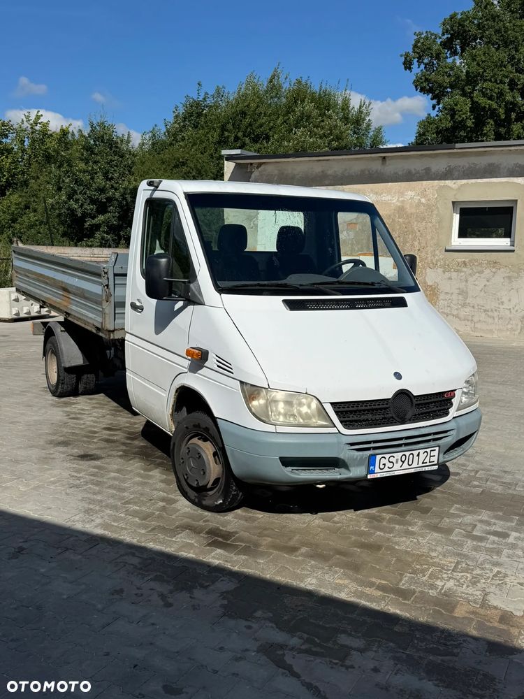 Mercedes-Benz Sprinter - 19