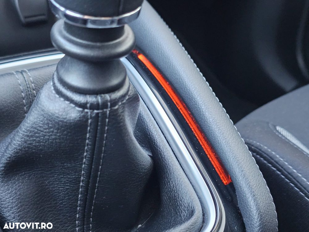 Nissan Qashqai 1.3 DIG-T TEKNA - 20