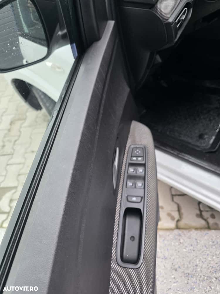 Dacia Logan TCe 90 MT6 Expression - 5