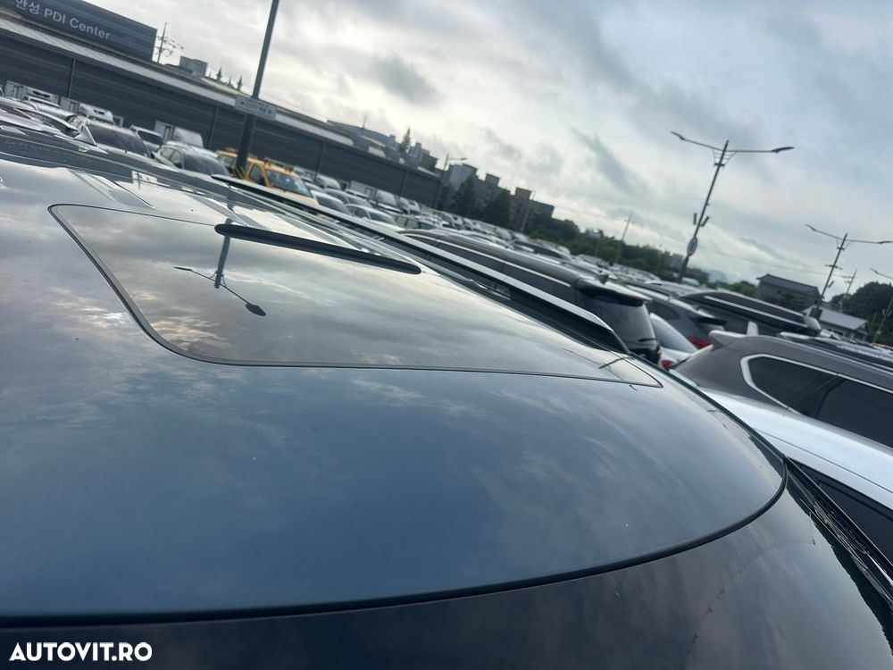 Kia Carnival - 7
