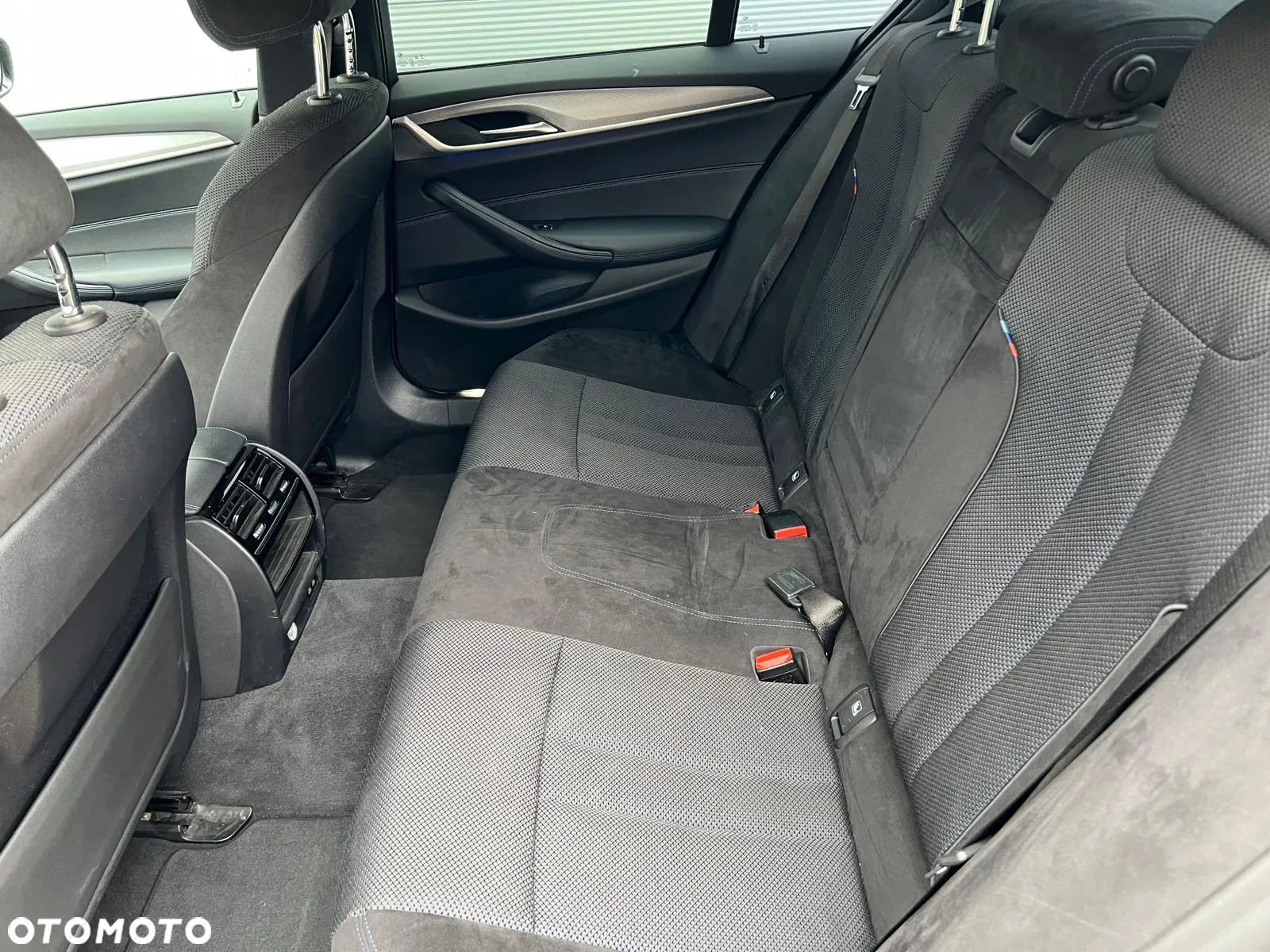 BMW Seria 5 520d xDrive M Sport sport - 21