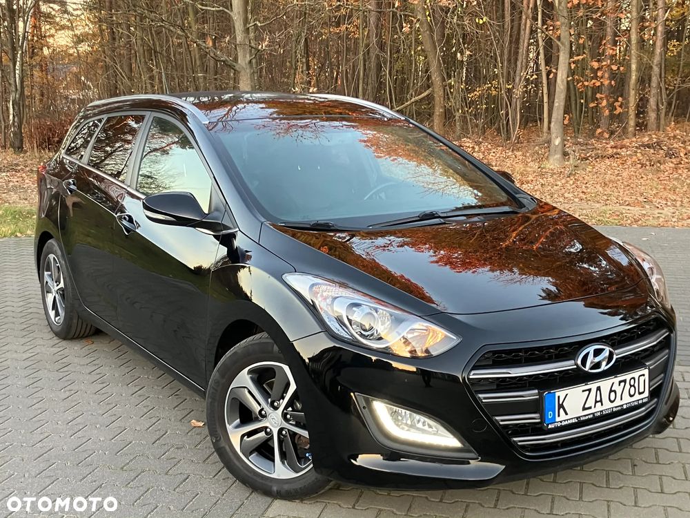 Hyundai i30 1.6 GDI BlueDrive Premium DCT - 17