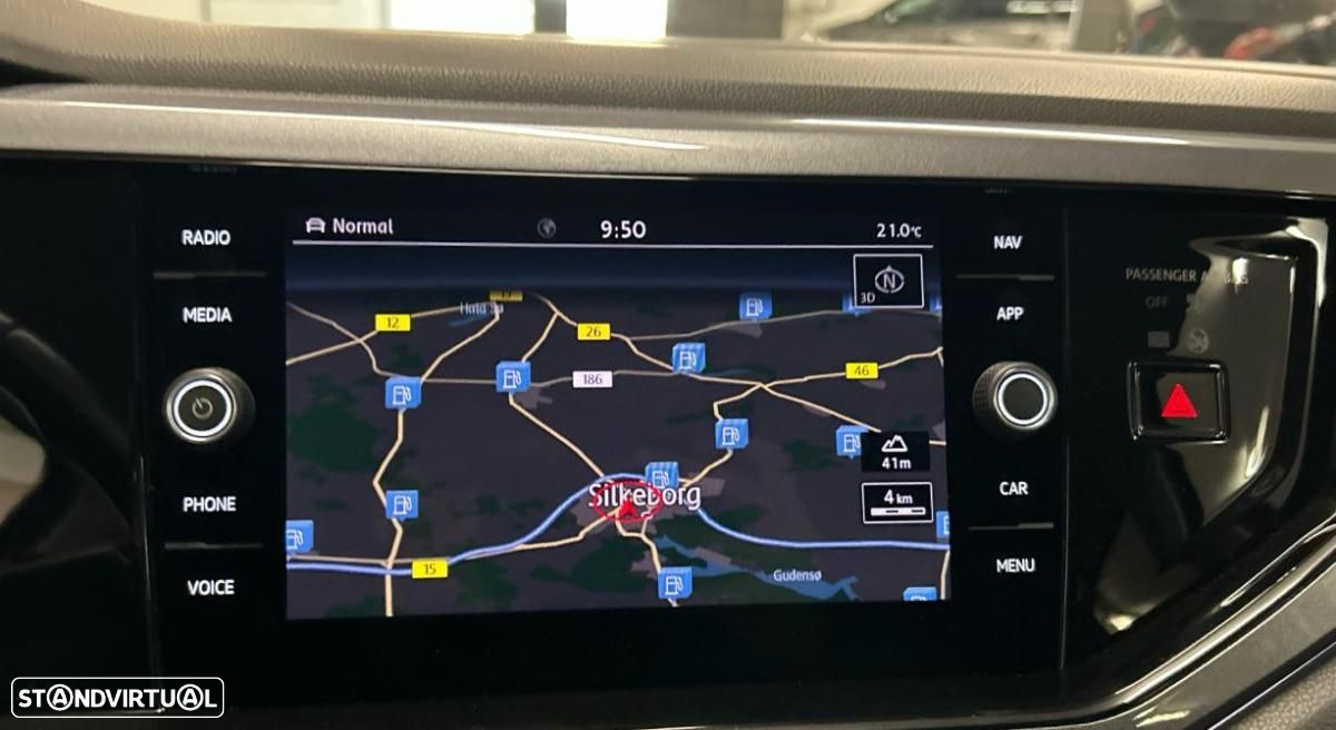 VW Polo 1.6 TDI Highline DSG - 6