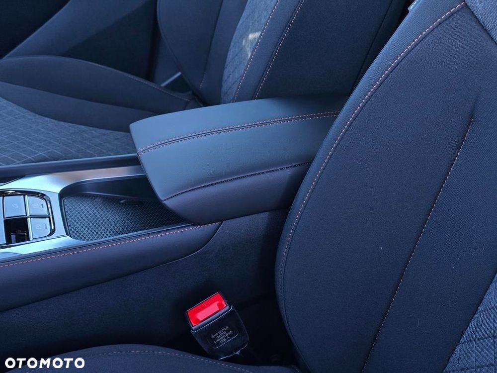 MG HS 1.5T HEV+ Excite - 23