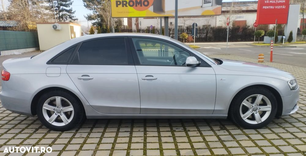 Audi A4 2.0 TDI DPF S line Sportpaket - 10