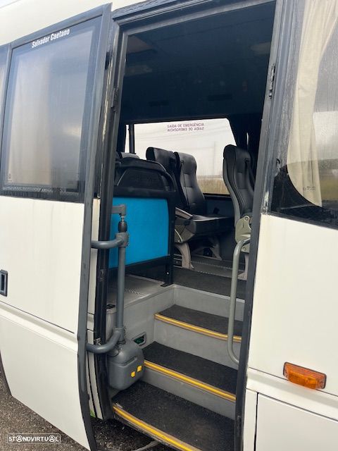 Toyota MINIBUS 4.0  OTIMO 2K COM RAMPA CADEIRA RODAS - 9