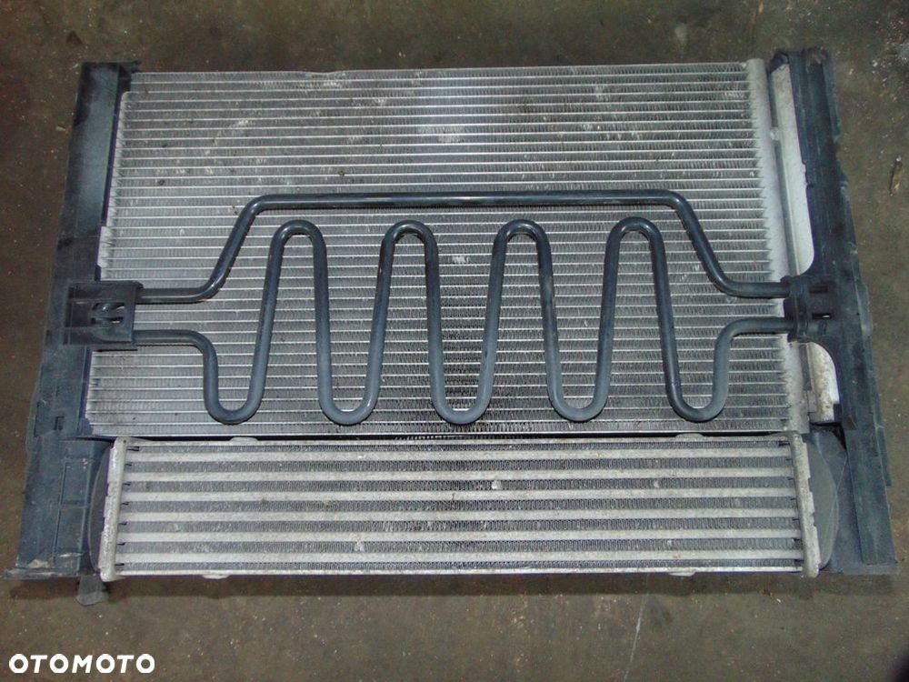 CHŁODNICE E91 3.0D N57D30A - 1