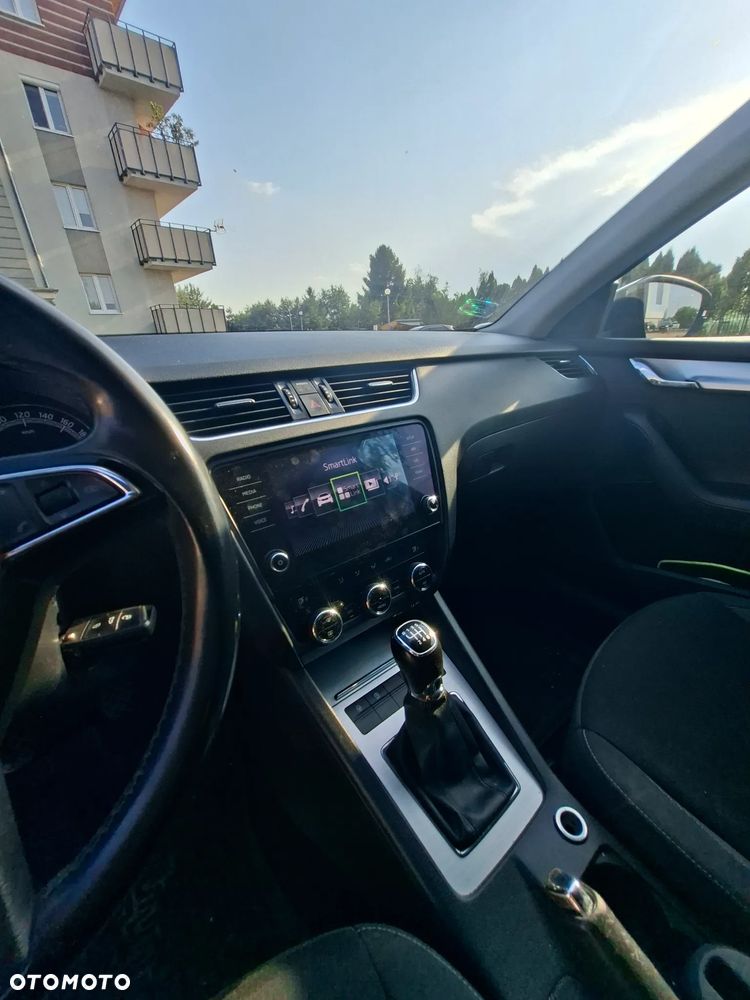 Skoda Octavia 1.4 TSI Ambition - 16