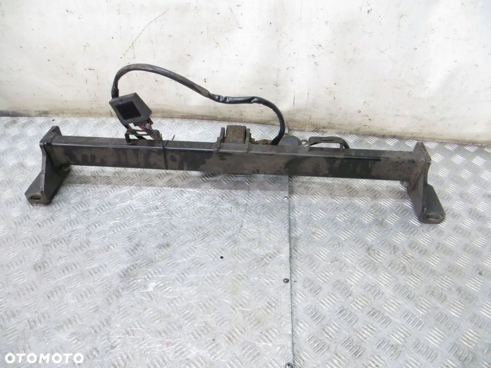 BMW X1 F48 HAK HOLOWNICZY 14- - 4