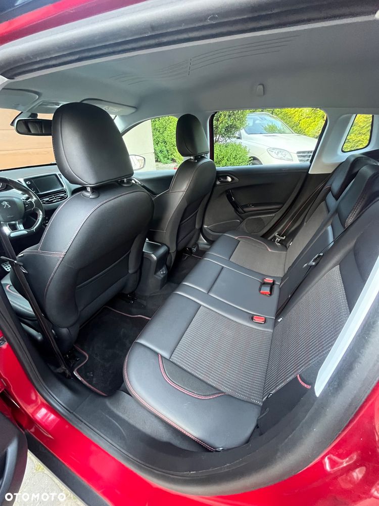 Peugeot 2008 PureTech 110 Stop&Start GT-Line Edition - 19