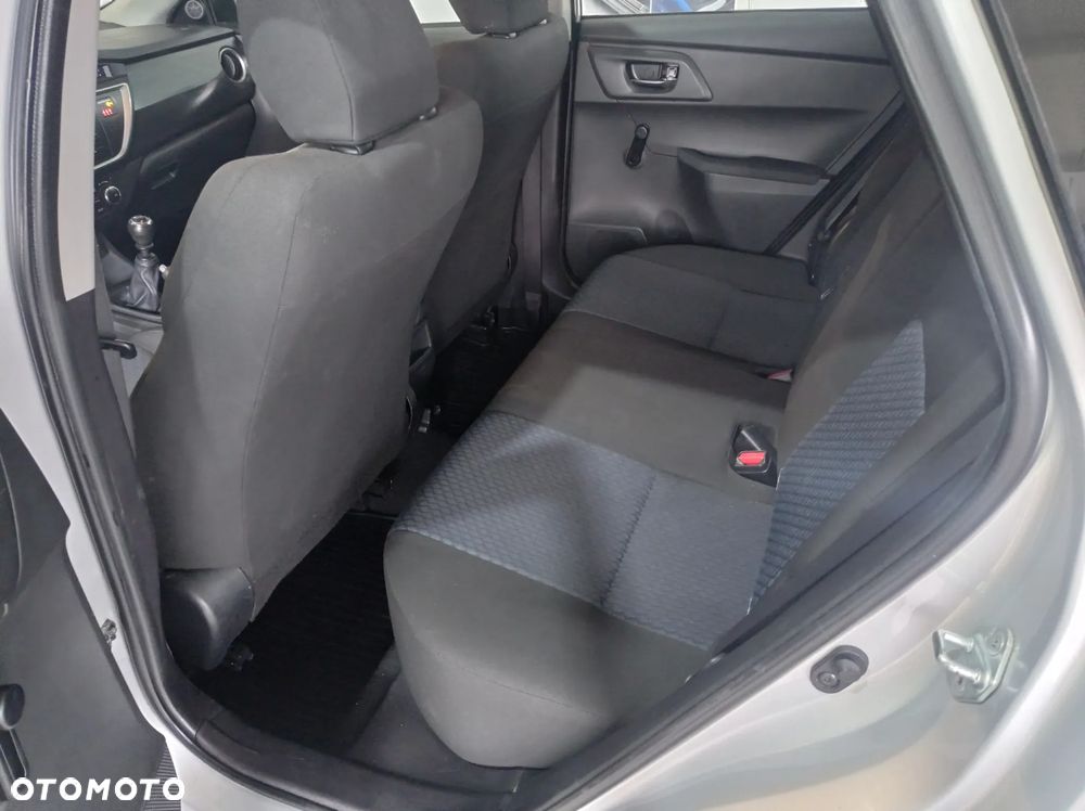 Toyota Auris 1.33 VVT-i Active - 9