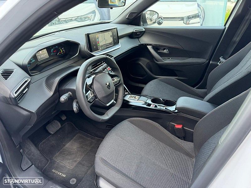 Peugeot e-2008 54 kWh Style - 12