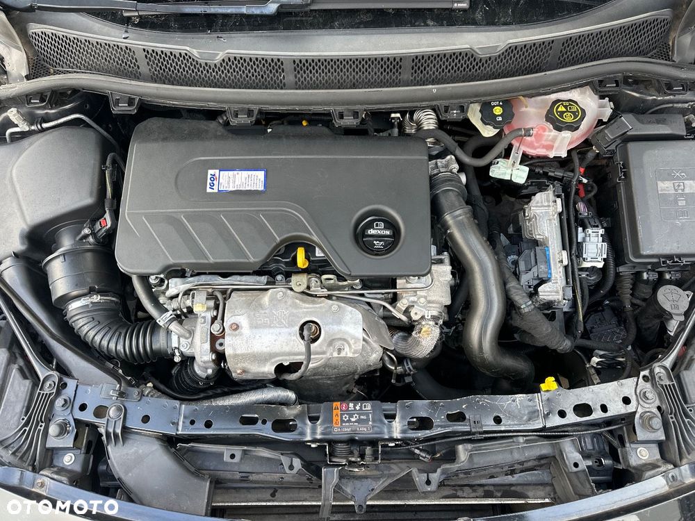 Opel Astra 1.6 CDTI Dynamic S&S - 9