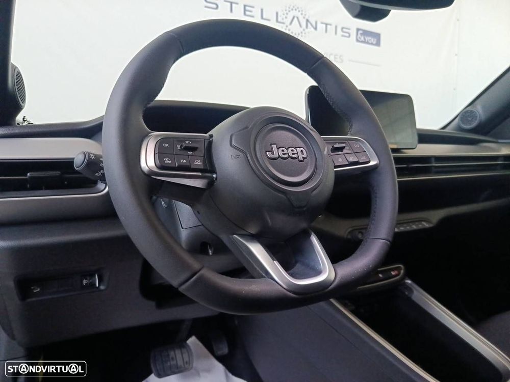 Jeep Avenger 1.2 e-Hybrid Altitude DCT - 12