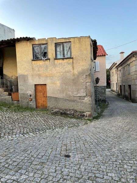 Casa para reconstrução - Grande imagem: 2/3