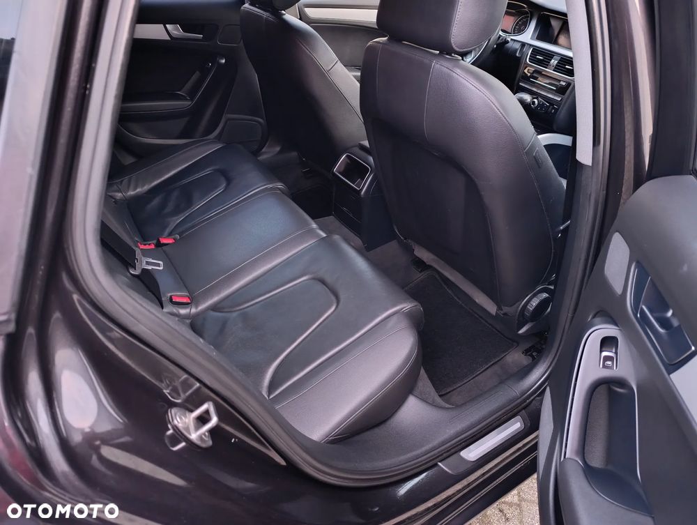 Audi A4 Avant 2.0 TDI S tronic - 14