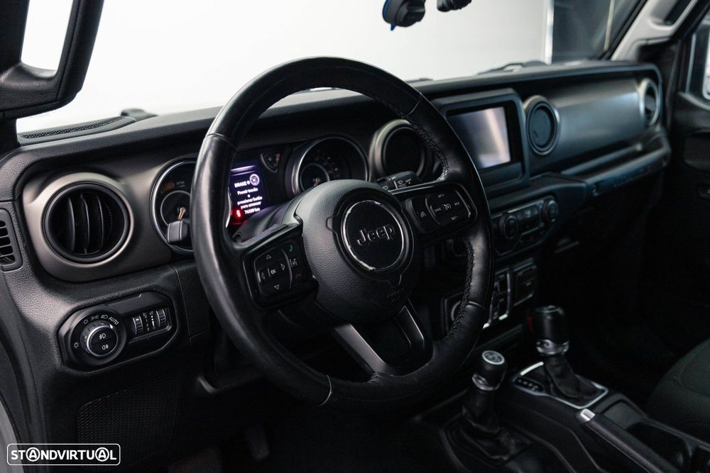 Jeep Wrangler Unlimited 2.2 CRD Sport AT - 42
