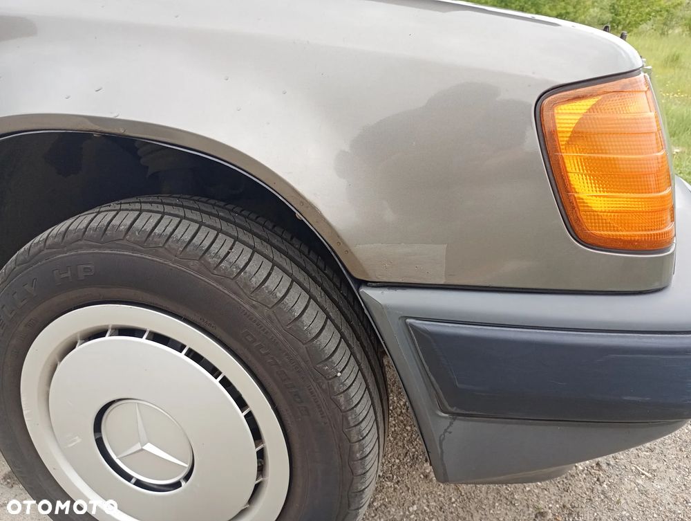 Mercedes-Benz W124 (1984-1993) - 15