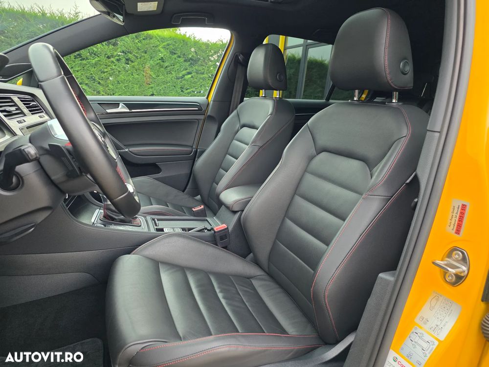 Volkswagen Golf GTI Performance BlueMotion Technology DSG - 17