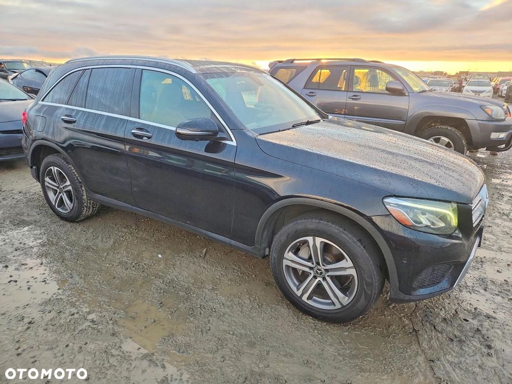 Mercedes-Benz GLC - 2