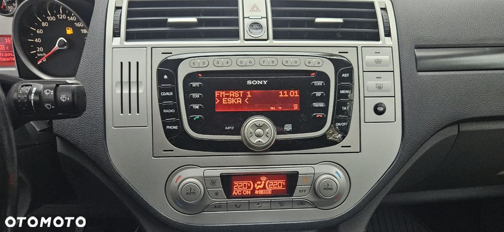Ford Kuga 2.0 TDCi Titanium - 34