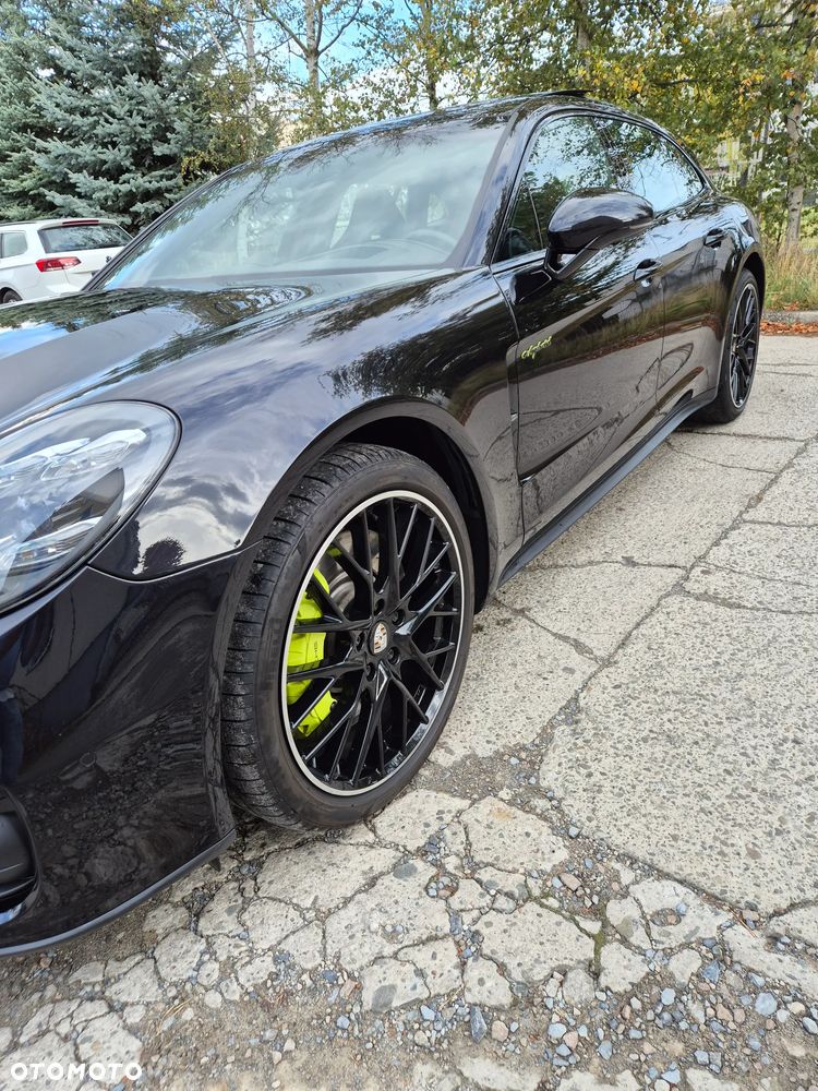 Porsche Panamera - 26