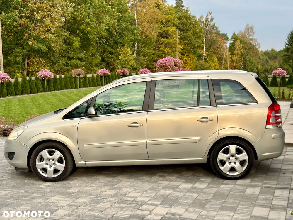 Opel Zafira 1.6 Innovation - 16