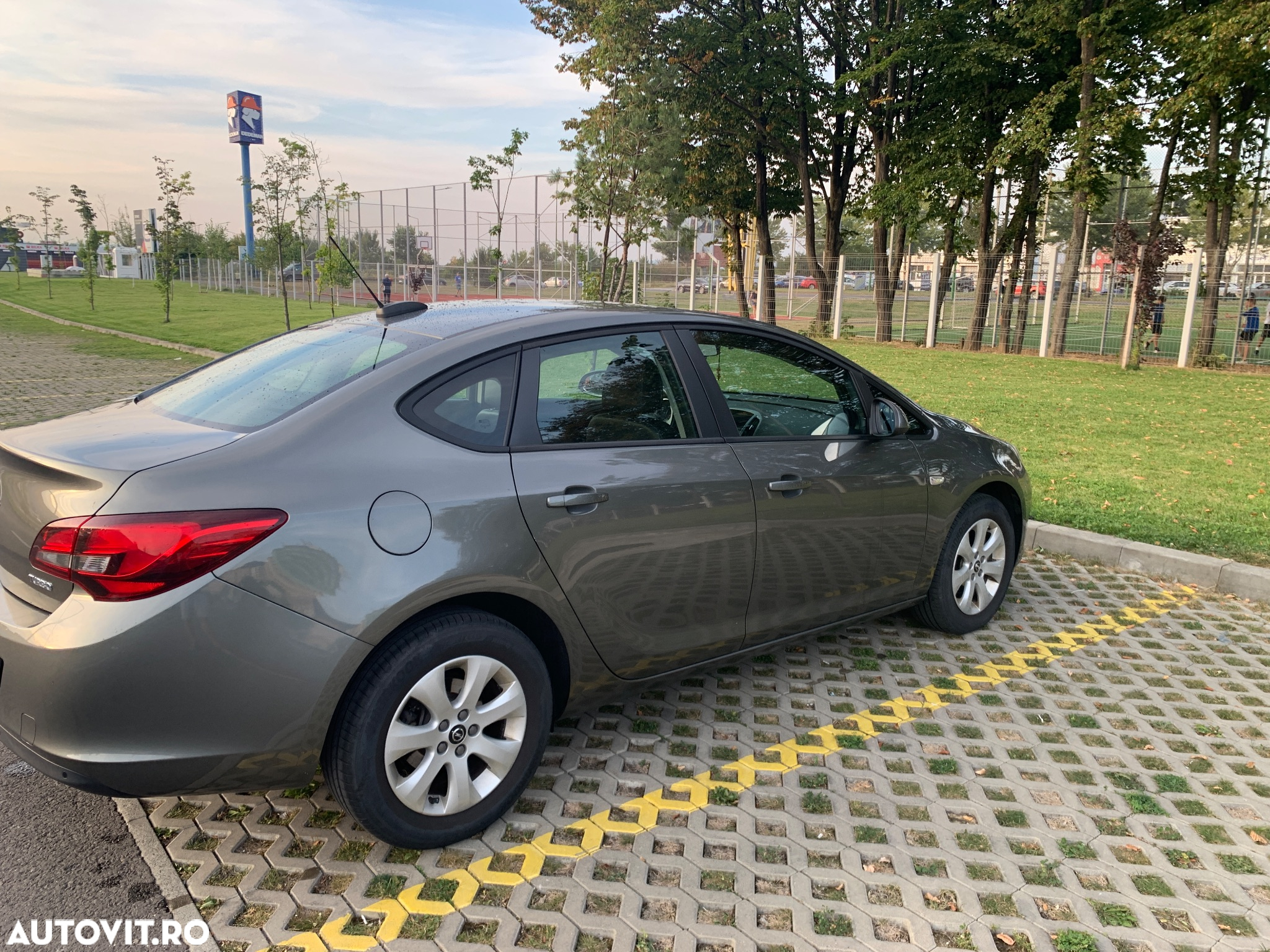 Opel Astra 1.4 ECOTEC Turbo Start/Stop Enjoy - 7
