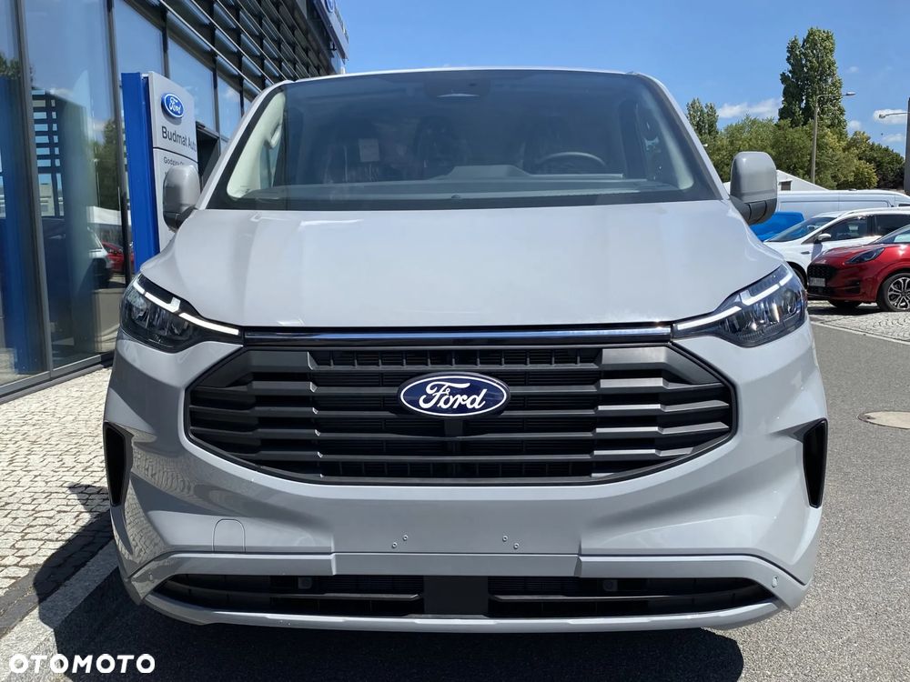 Ford Tranisit Custom - 2
