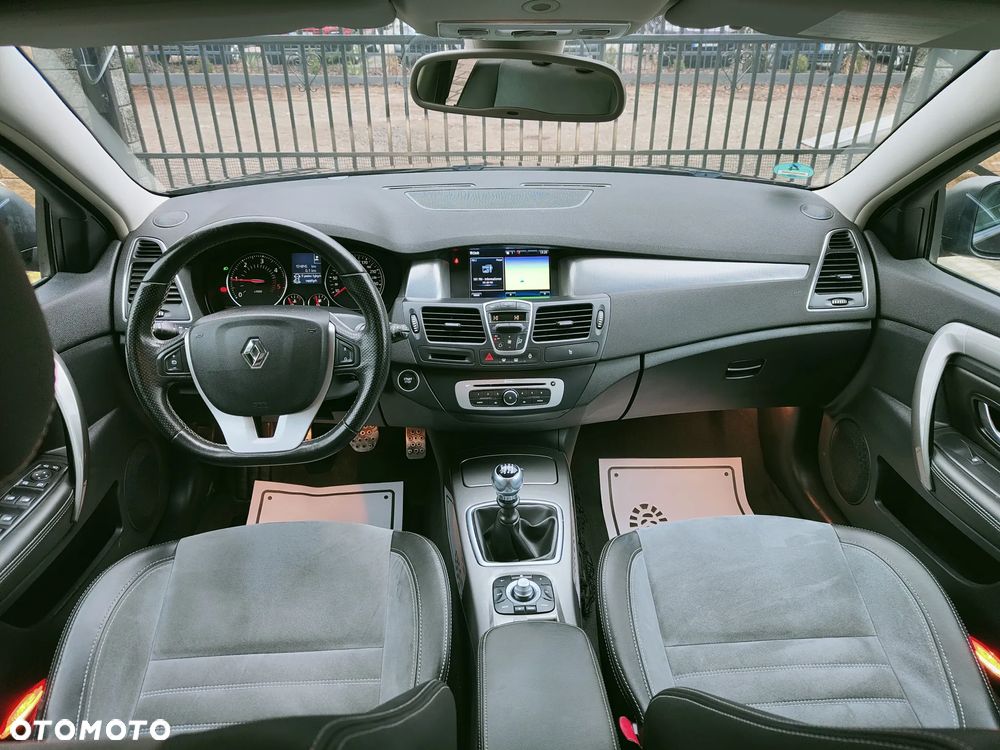 Renault Laguna dCi 150 FAP GT - 8