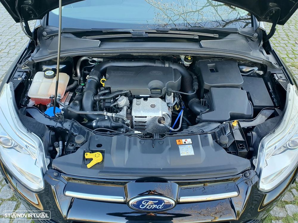 Ford Focus SW 1.0 EcoBoost S&S Titanium - 48