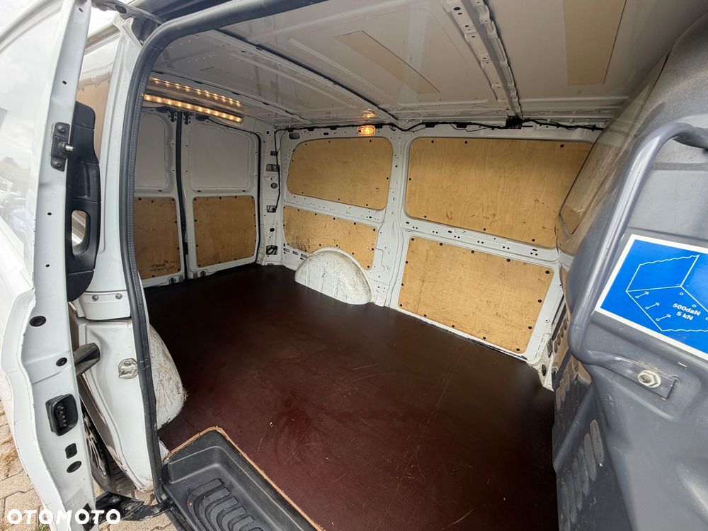 Mercedes-Benz Vito - 17