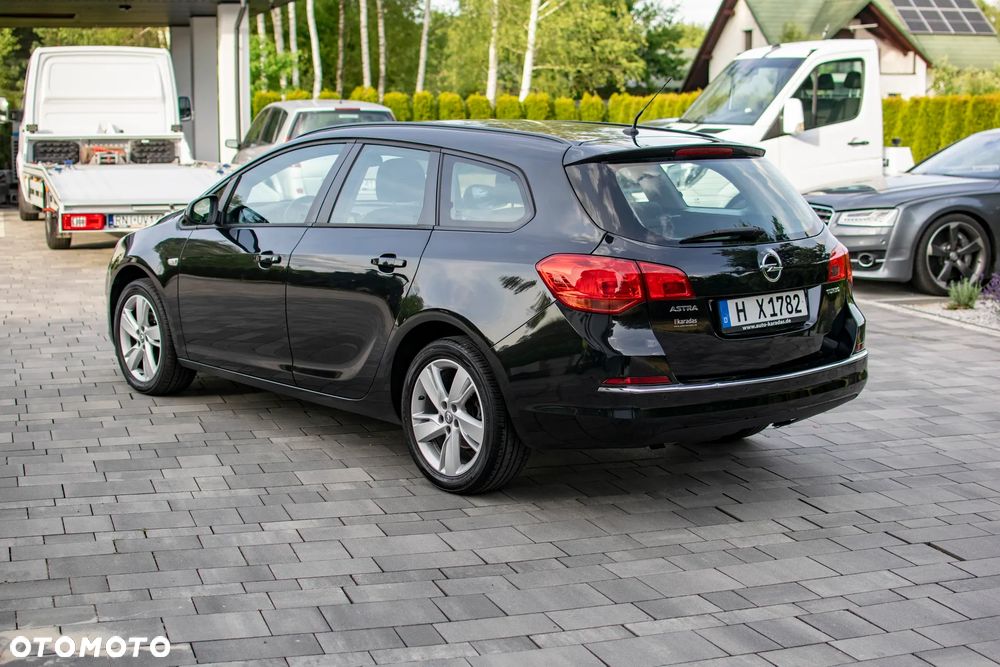 Opel Astra - 20