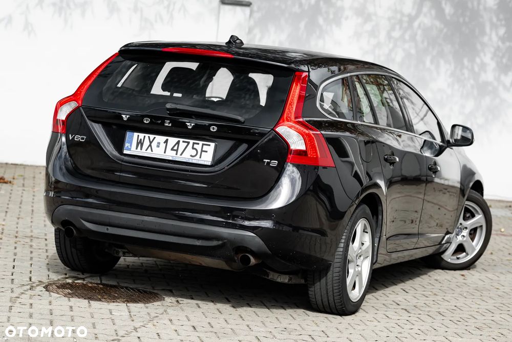 Volvo V60 T3 Edition - 12
