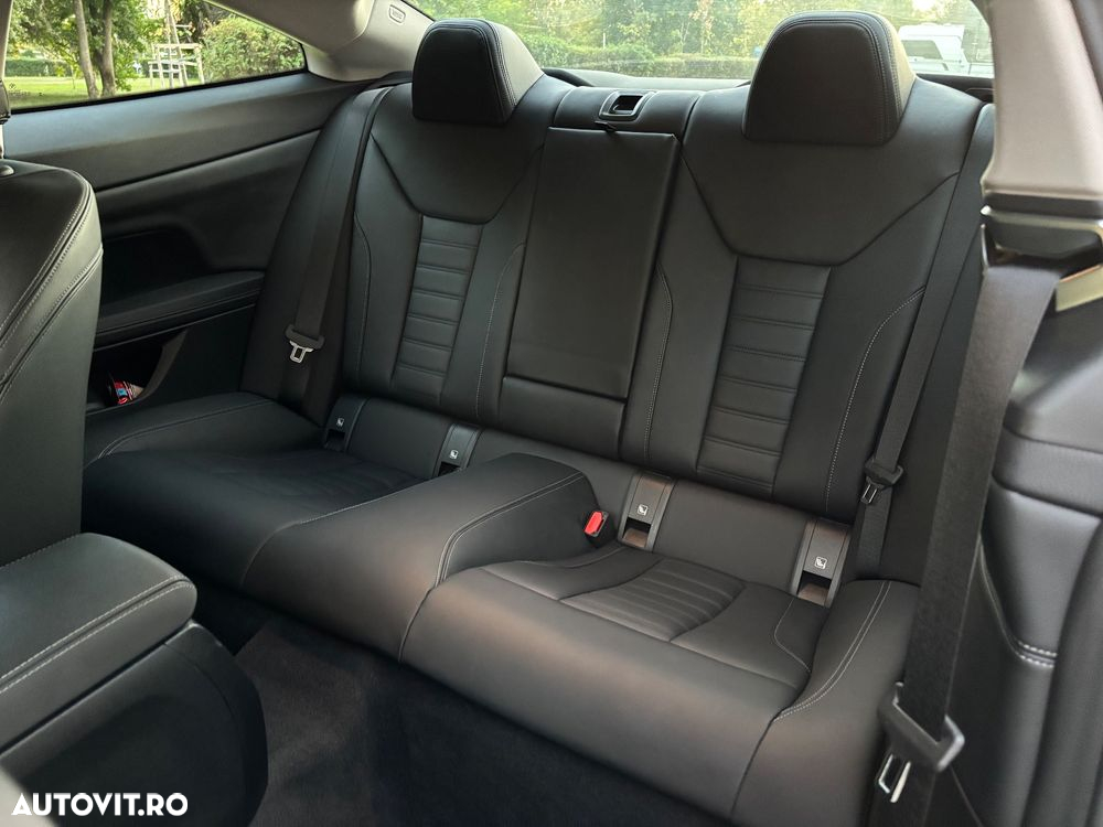 BMW Seria 4 420i Coupe - 16