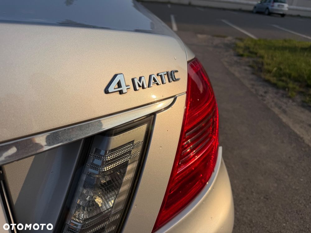Mercedes-Benz CL 500 4Matic (BlueEFFICIENCY) 7G-TRONIC - 9