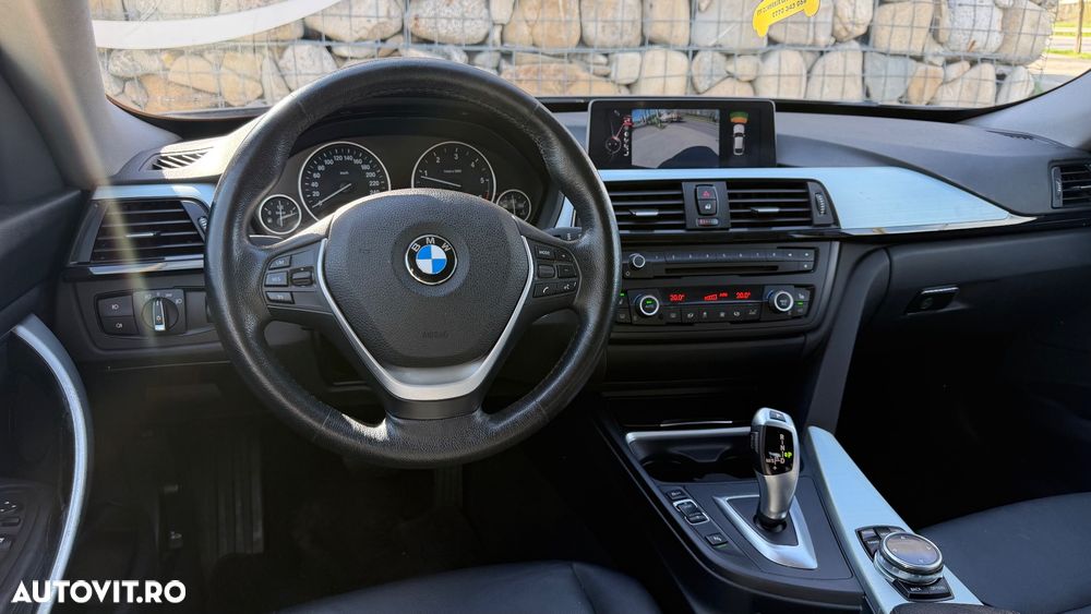 BMW Seria 3 320d Aut. Sport Line - 7