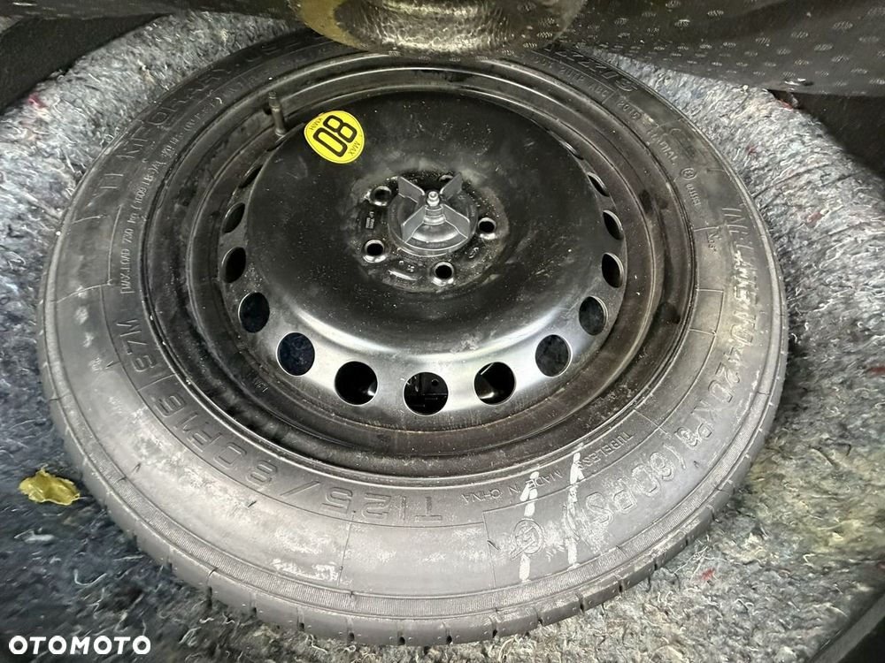 Ford Mondeo - 26