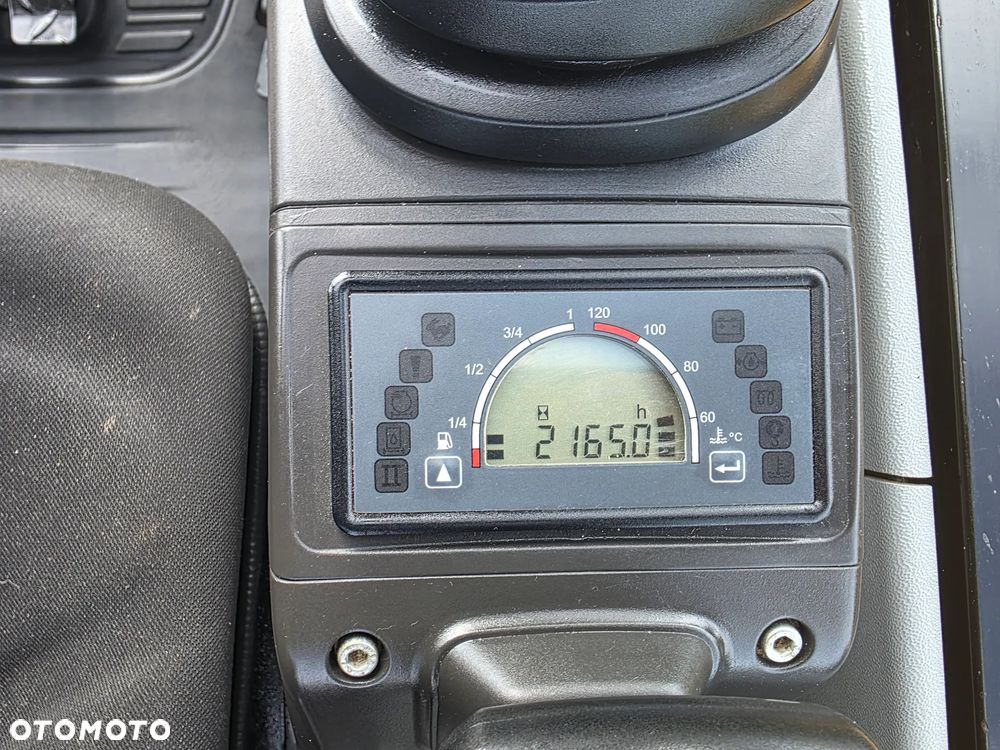 Caterpillar Cena Netto 99 999zł CAT 302.7 CR mini koparka szybkozłącze 3 łyżki piękna serwisowana 1 wł JCB sprowadzona w oryginale - 4
