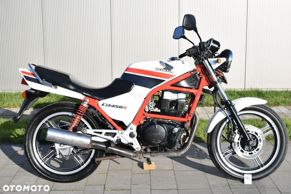 Honda CB - 12