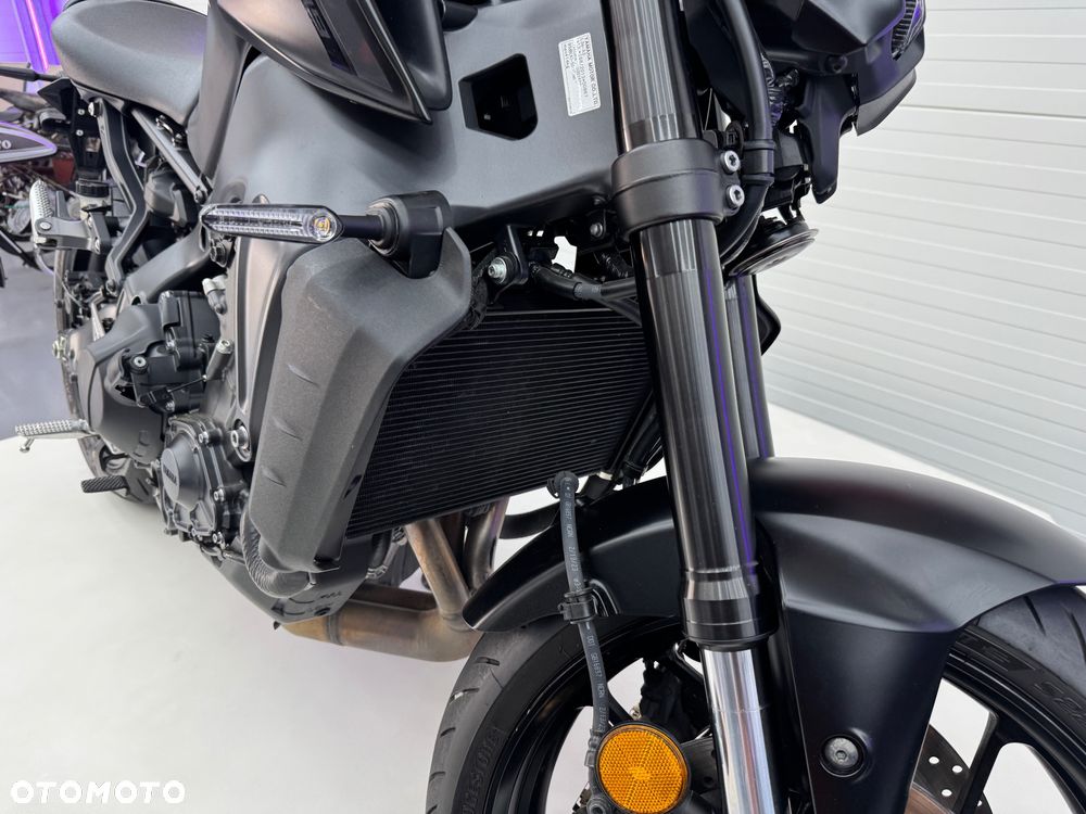 Yamaha MT - 12