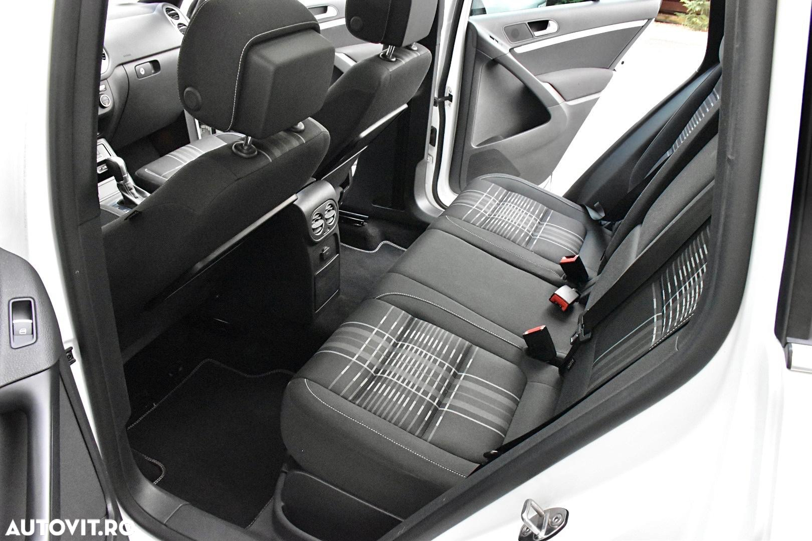 Volkswagen Tiguan 2.0 TDI SCR 4MOTION BlueMotion Technology DSG Lounge Sport & Style - 12