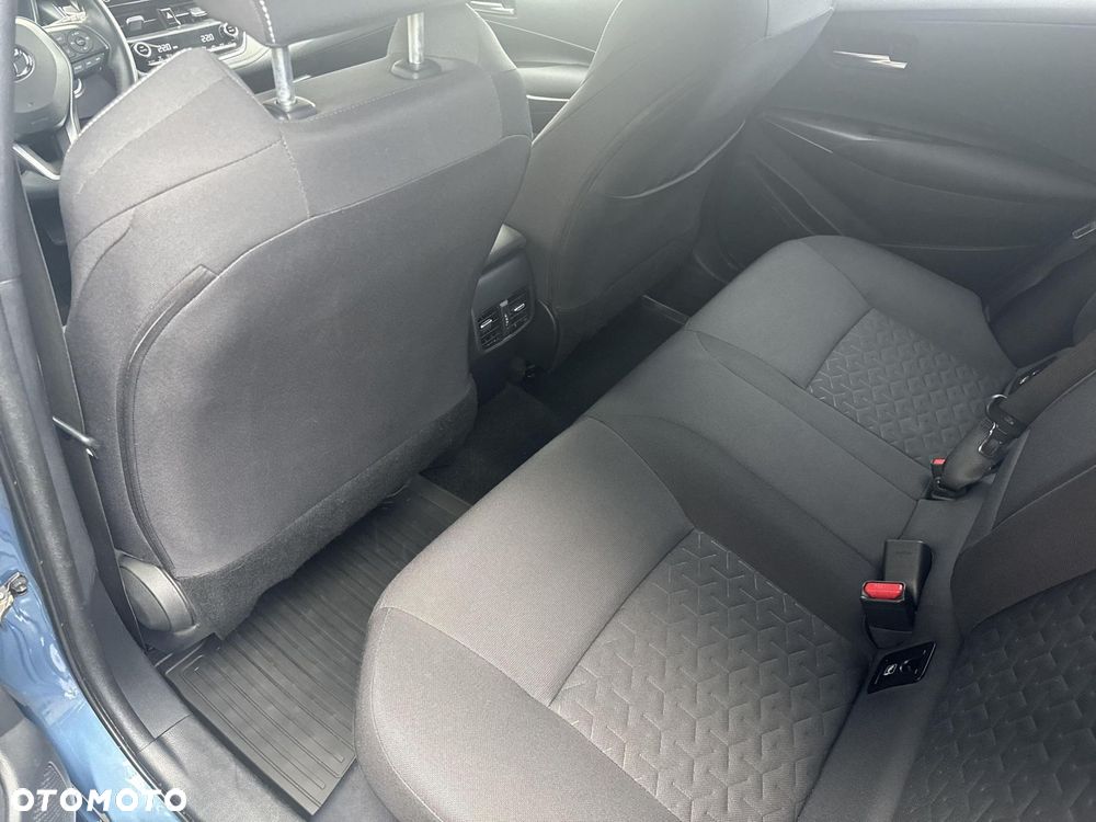 Toyota Corolla 2.0 Hybrid Comfort - 12