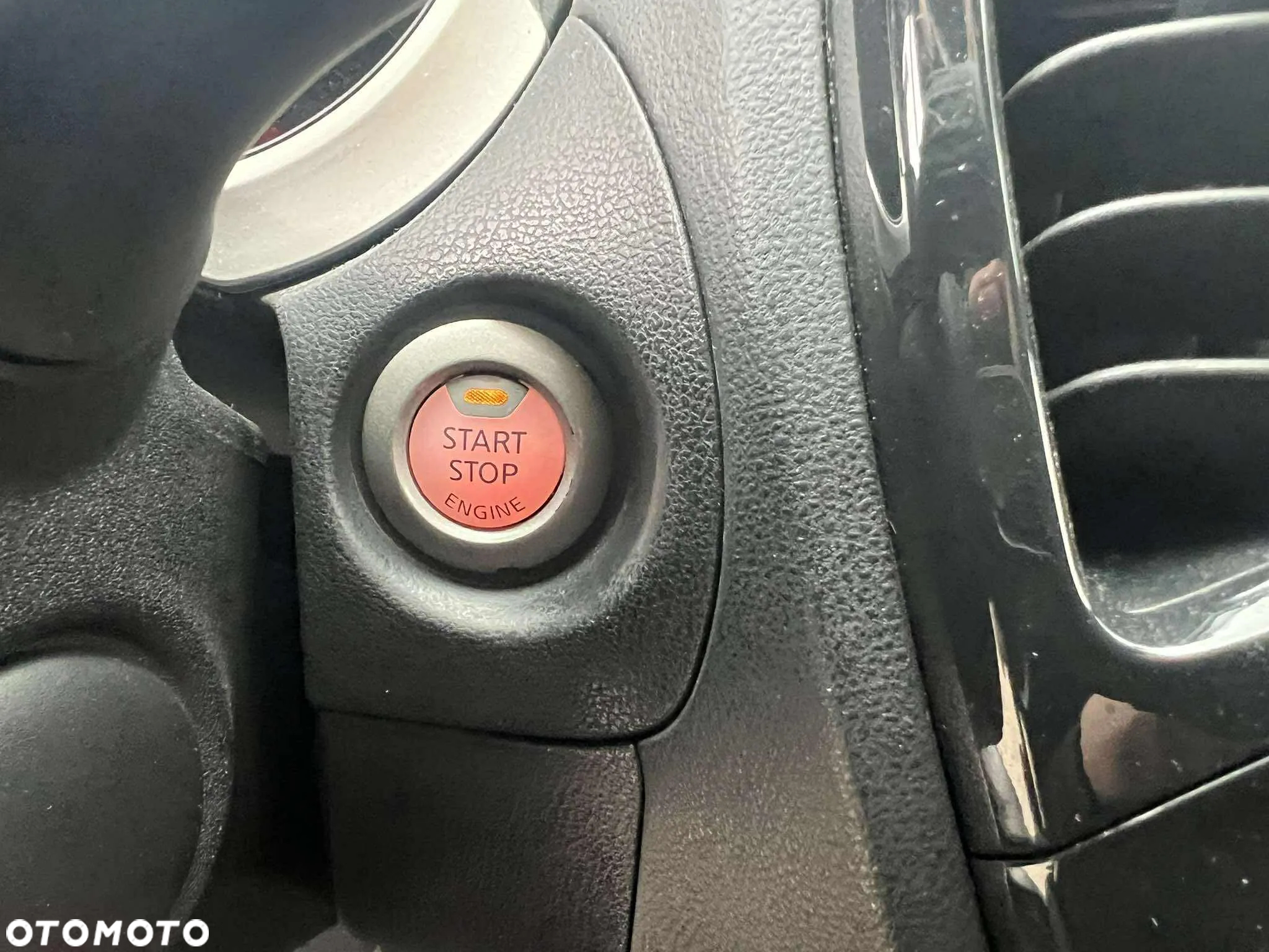 Nissan Juke 1.6 DIG-T Tekna - 19