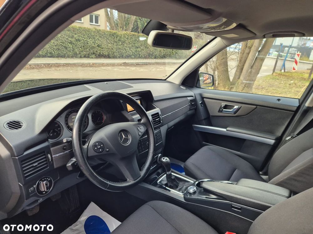 Mercedes-Benz GLK 220 CDI DPF BlueEFFICIENCY SPORT EDITION - 17