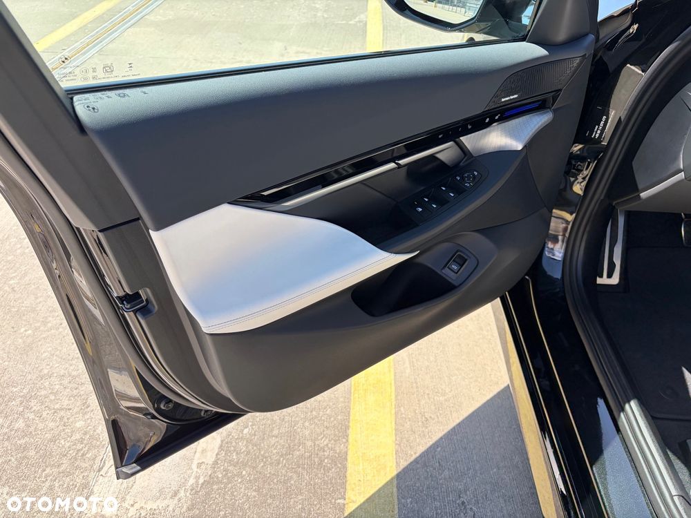 BMW Seria 5 520i mHEV M Sport - 16