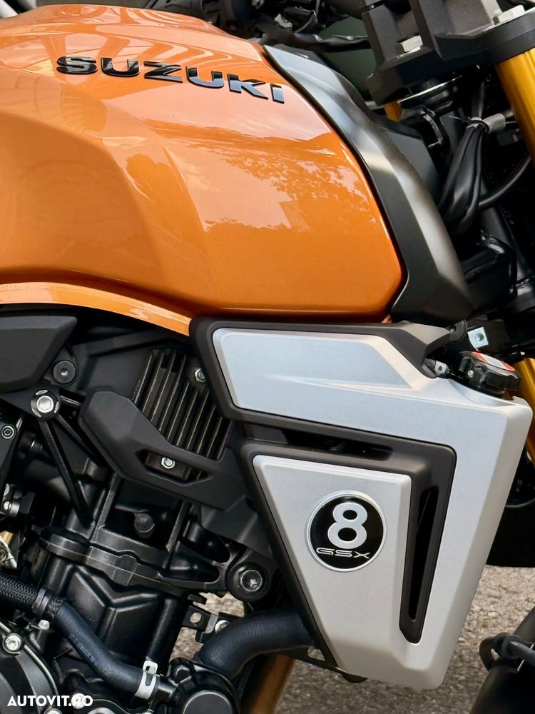 Suzuki GSX-8S - 3