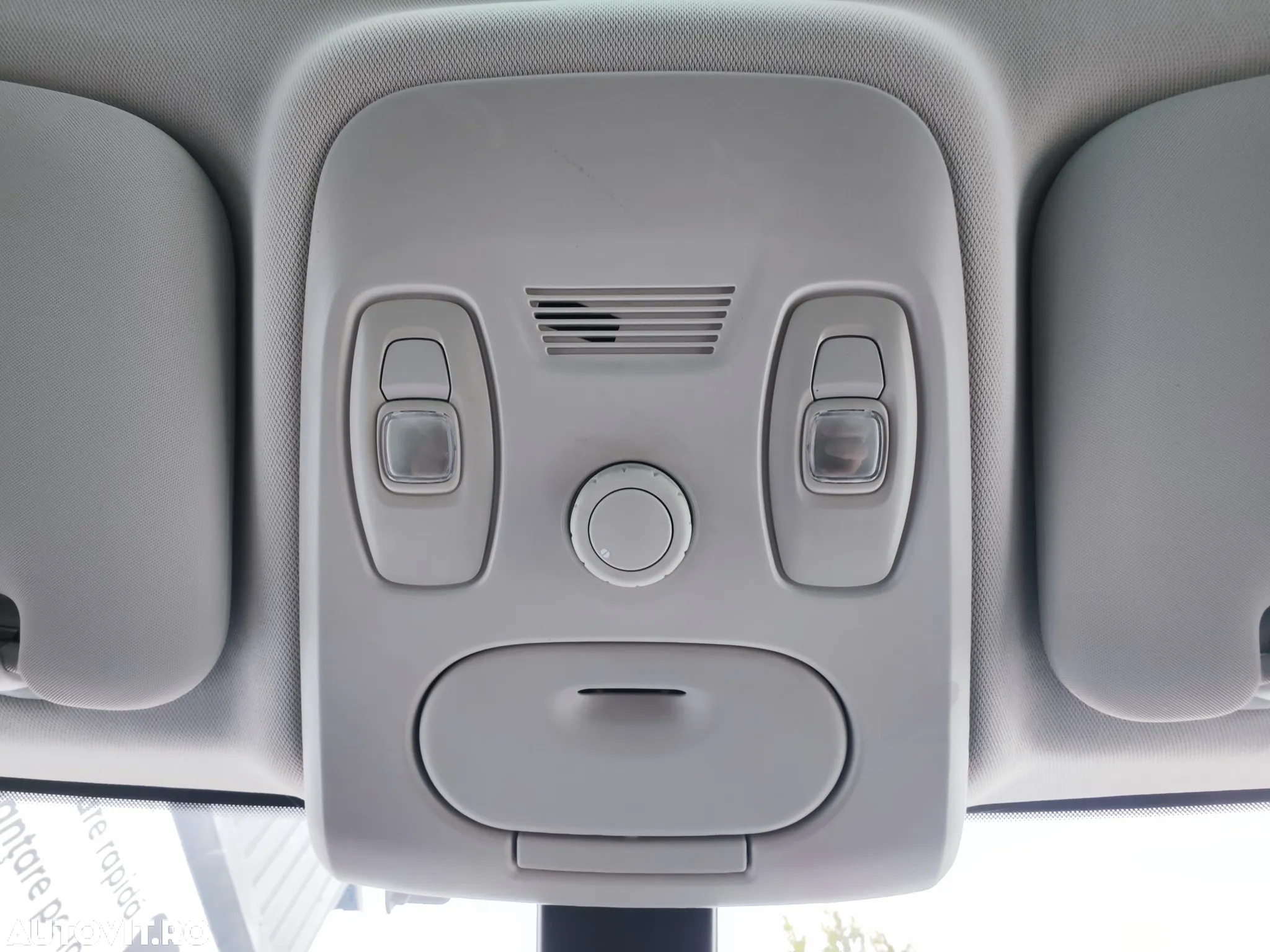 Renault Scenic BLUE dCi 120 EDC BUSINESS EDITION - 29