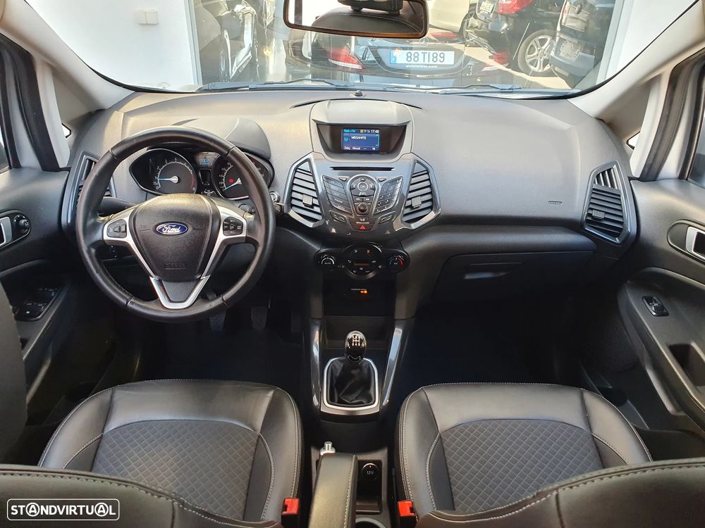 Ford EcoSport 1.0 EcoBoost Titanium - 21
